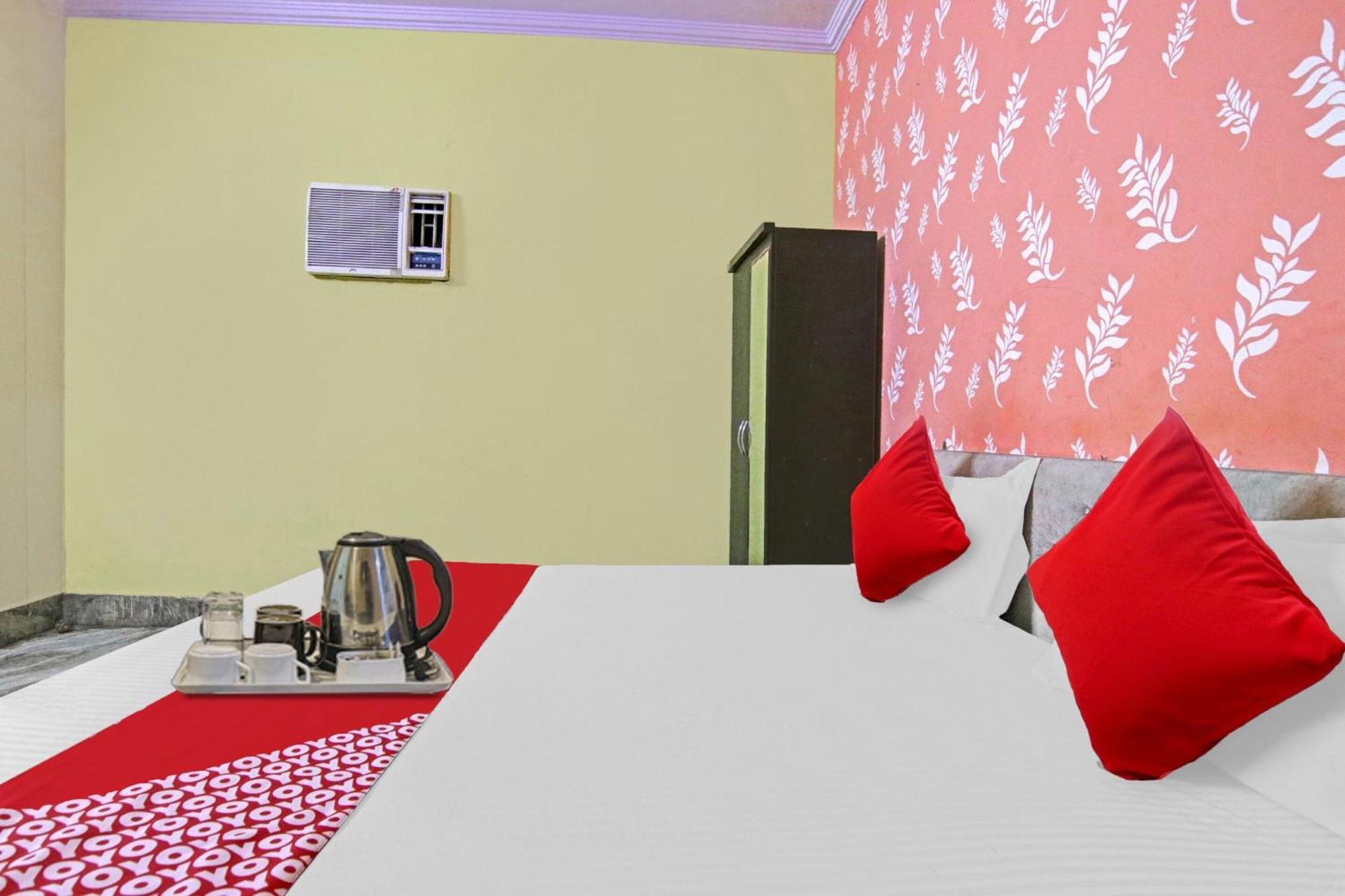 Flagship Hotel Decent Stay Near Pvr Vikaspuri Delhi New Delhi Luaran gambar